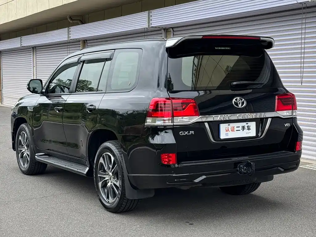 Toyota Land Cruiser 2020 — фото 4