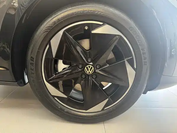 Volkswagen Distinctive 06 2026