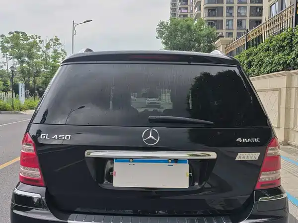 Mercedes-Benz GL-Class 2011