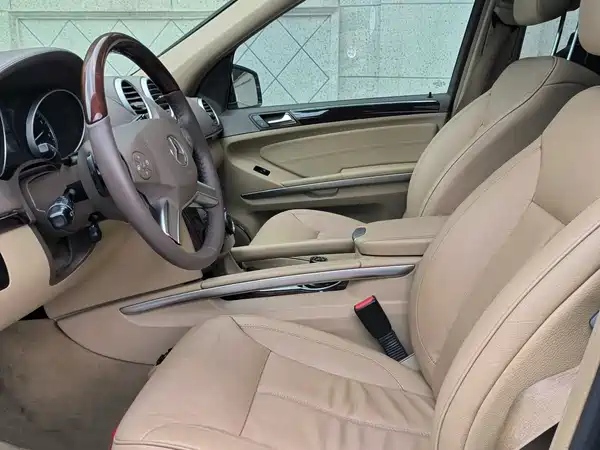 Mercedes-Benz GL-Class 2011