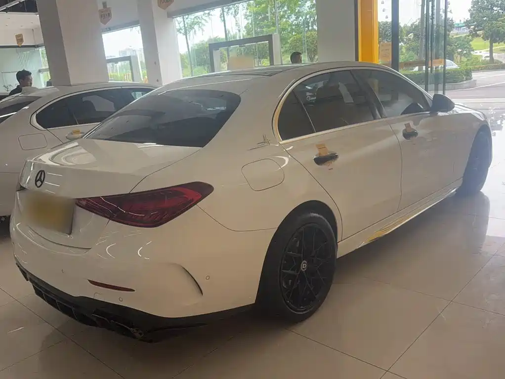 Mercedes-Benz C-Class 2022