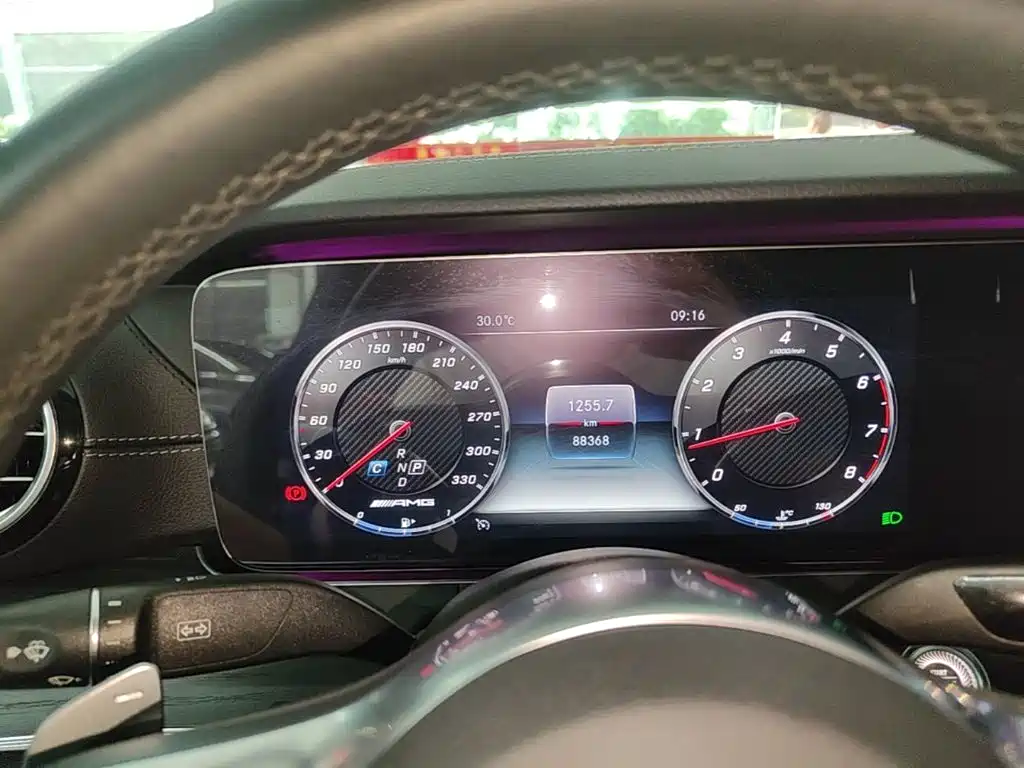 Mercedes-Benz E-Class 2020 — фото 12