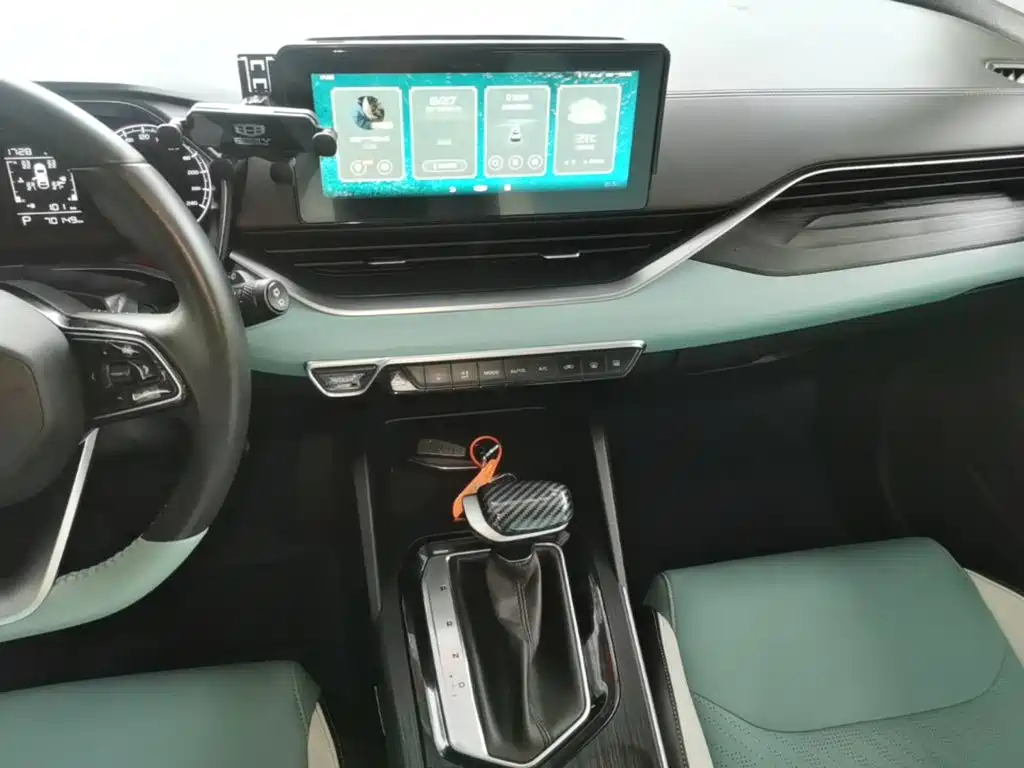 Geely Emgrand S 2022 — фото 13