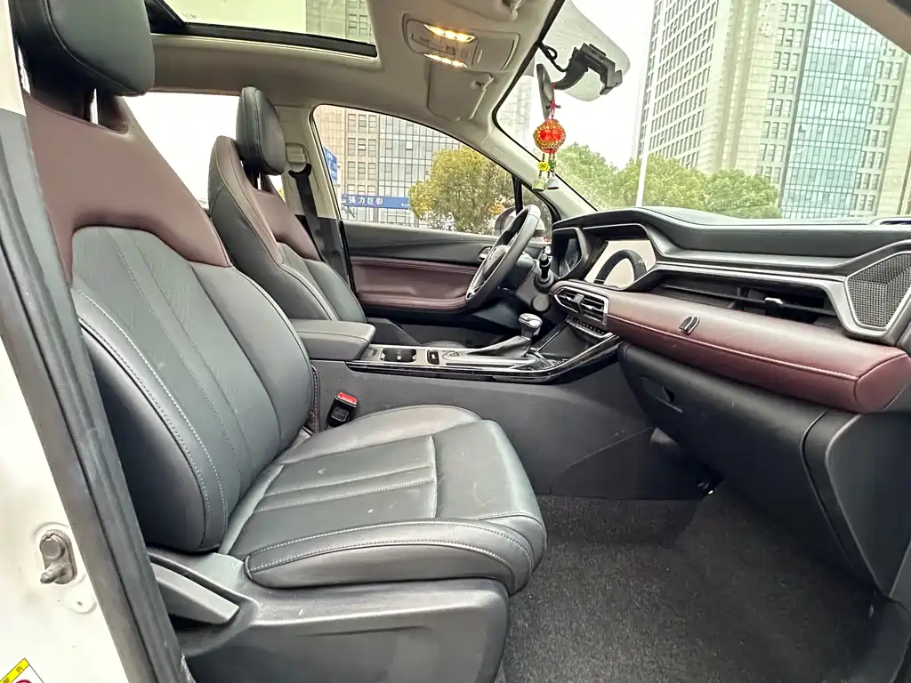 GAC Trumpchi GS4 2021 — фото 15