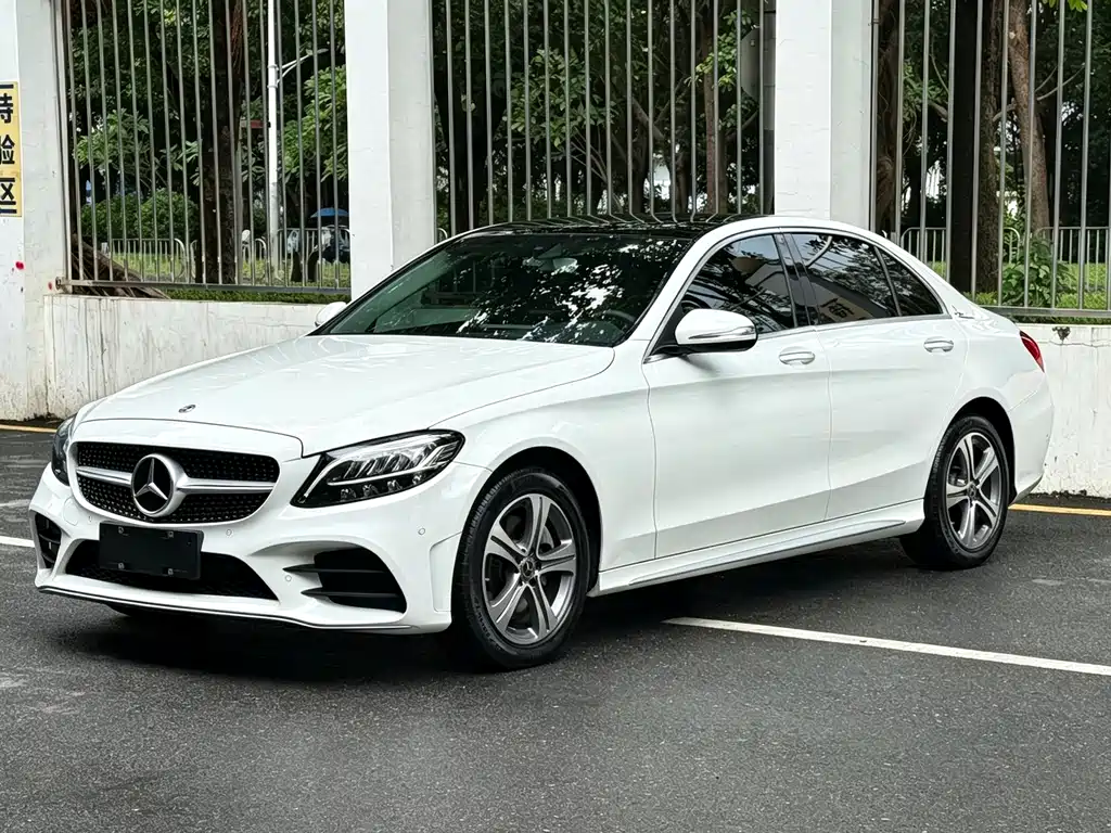 Mercedes-Benz C-Class 2020 — фото 1