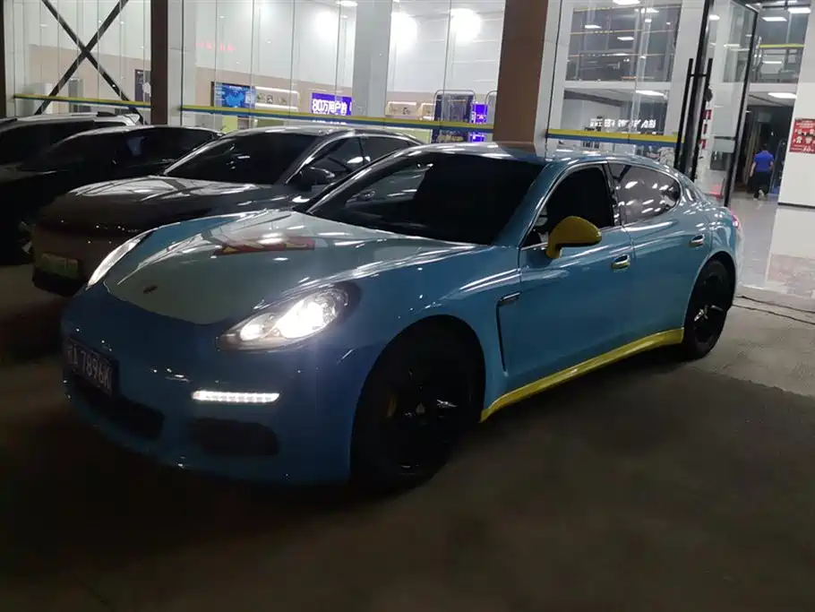 Porsche Panamera 2015