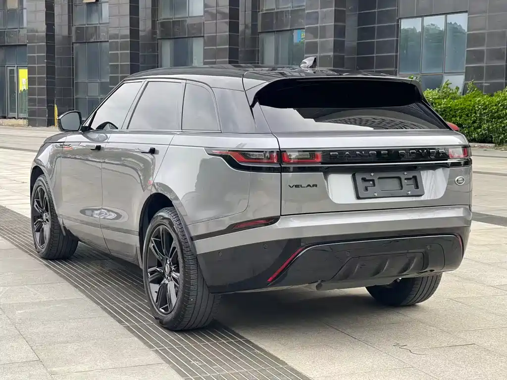 Land Rover Velar 2022 — фото 6