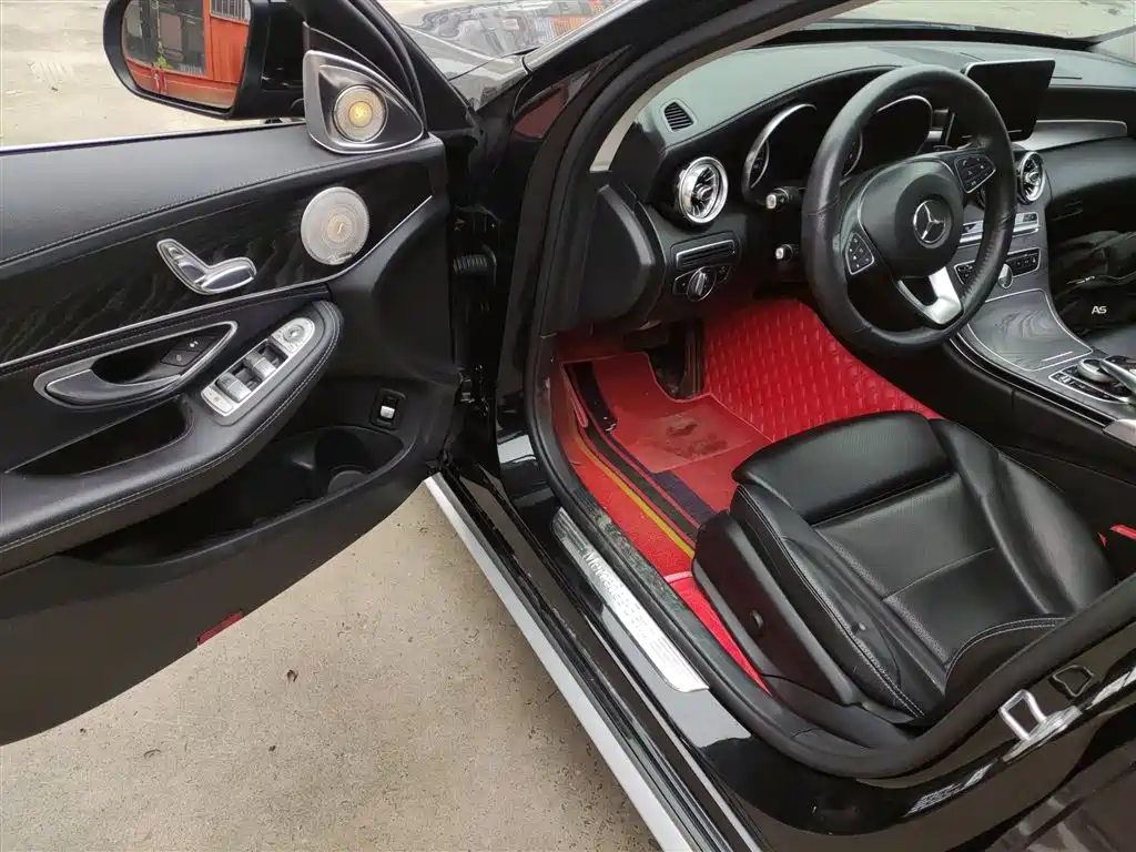 Mercedes-Benz C-Class 2017 — фото 16