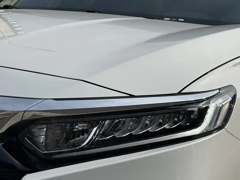 Honda Accord 2023 — фото 4