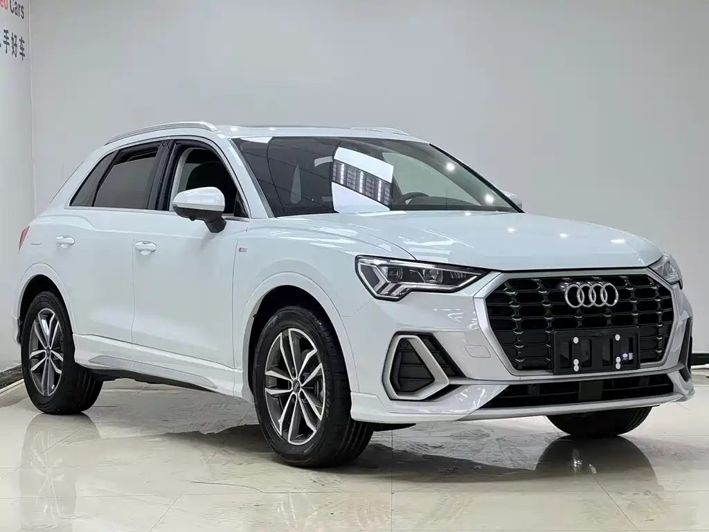 Audi Q3 2023