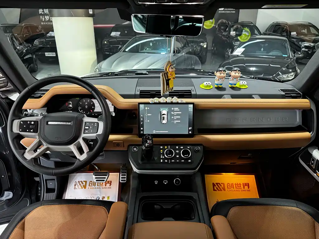 Land Rover Defender 2024 — фото 19