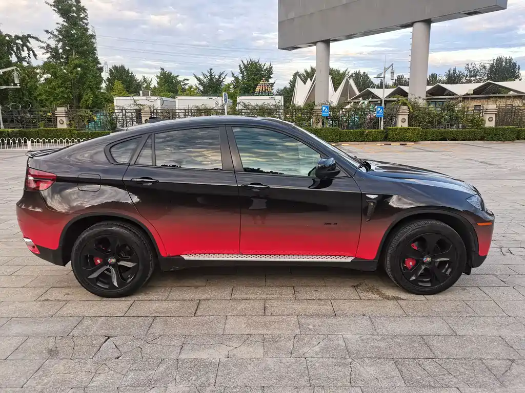 BMW X6 2015 — фото 9