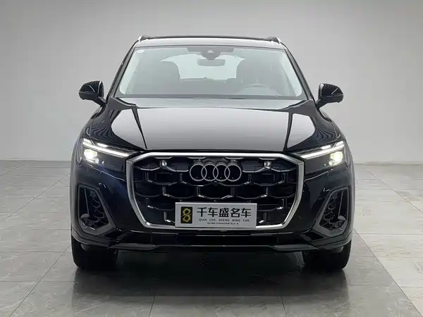 Audi Q7 2025