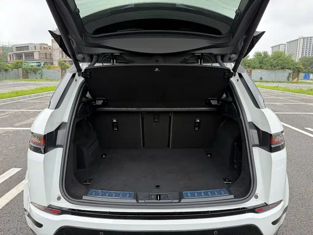 Land Rover Range Rover Evoque 2021 — фото 21
