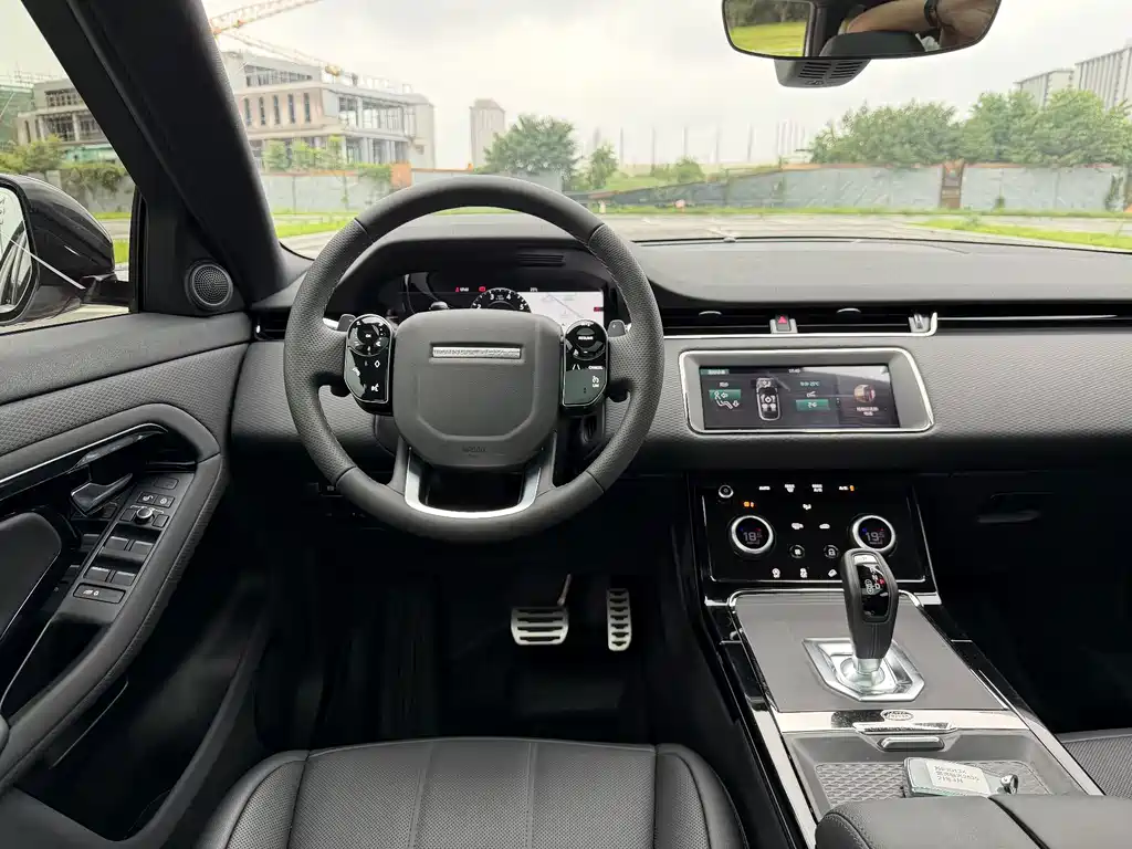Land Rover Range Rover Evoque 2021 — фото 8