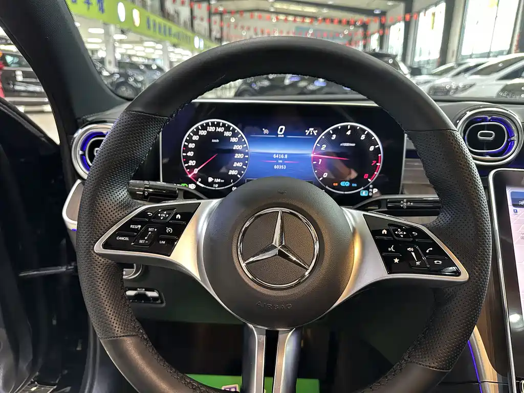 Mercedes-Benz C-Class 2022 — фото 7