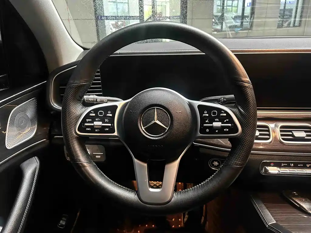 Mercedes-Benz GLE 2020 — фото 6
