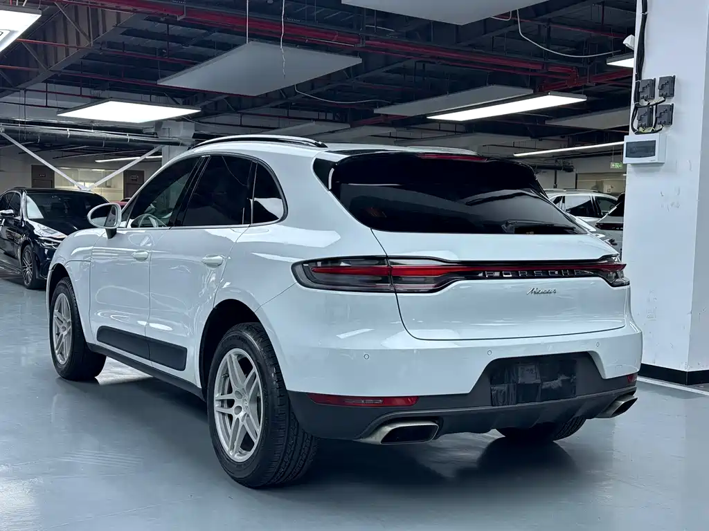 Porsche Macan 2020 — фото 20