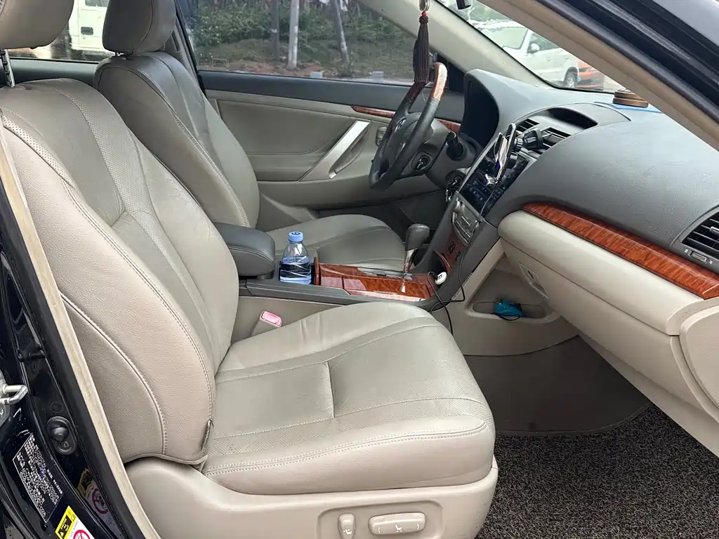Toyota Camry 2007 — фото 11