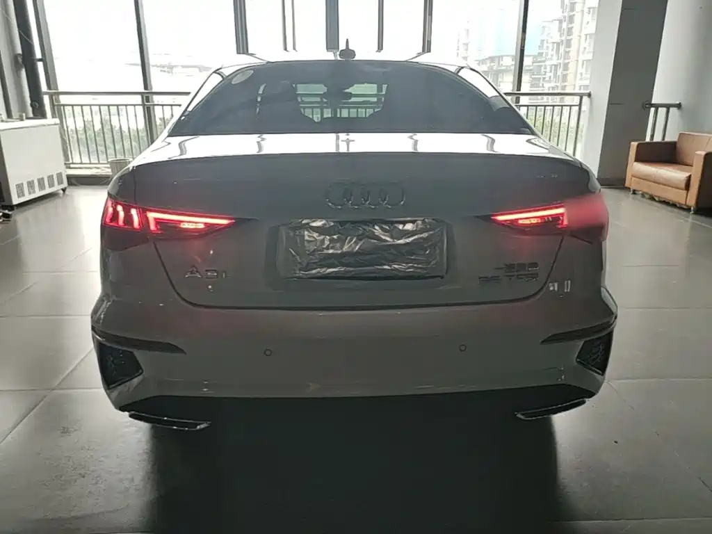 Audi A3 2021 — фото 6