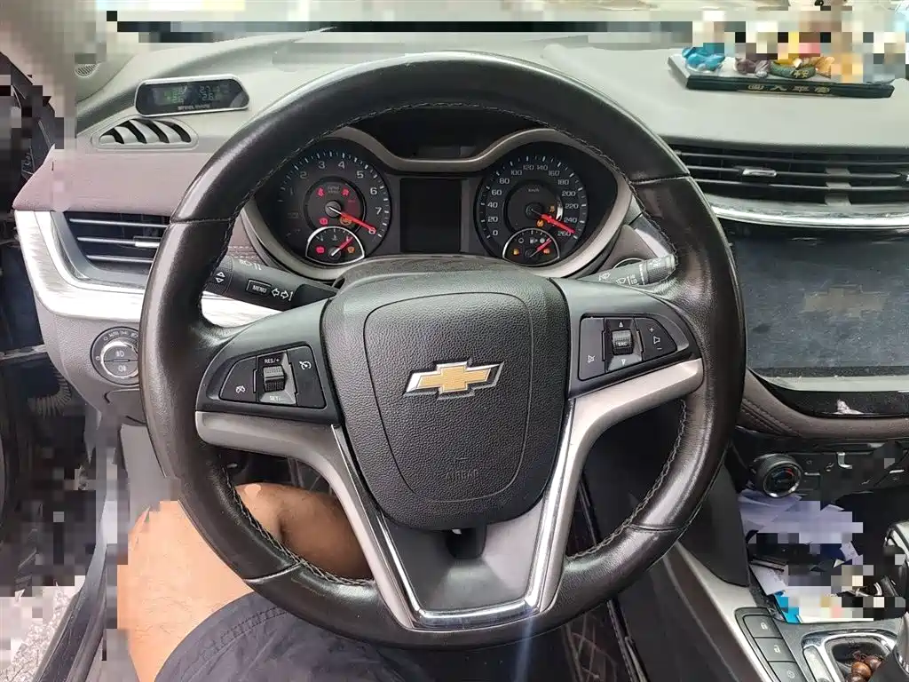 Chevrolet Malibu 2018 — фото 11