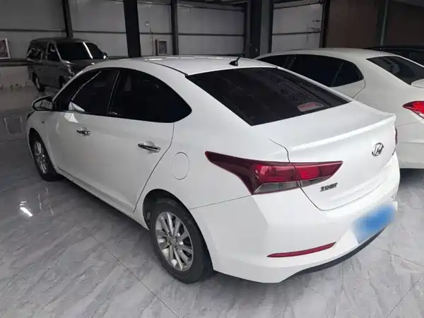 Hyundai Verna 2018