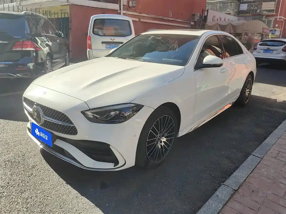 Mercedes-Benz C-Class 2023 — фото 1