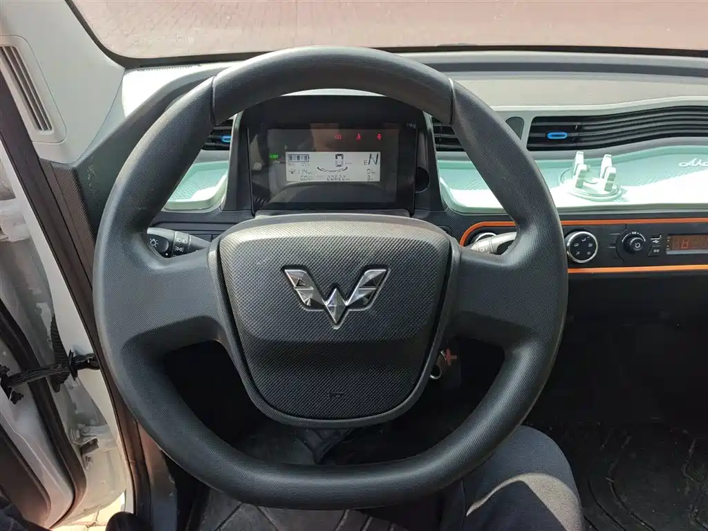 Wuling MINIEV 2023 — фото 11