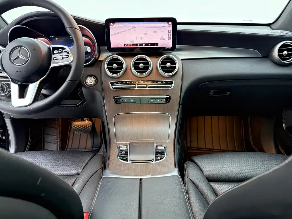Mercedes-Benz GLC 2021 — фото 10