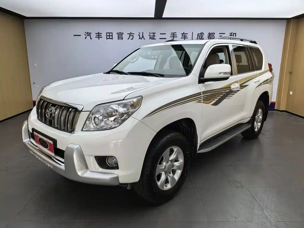 Toyota Prado 2013 — фото 1