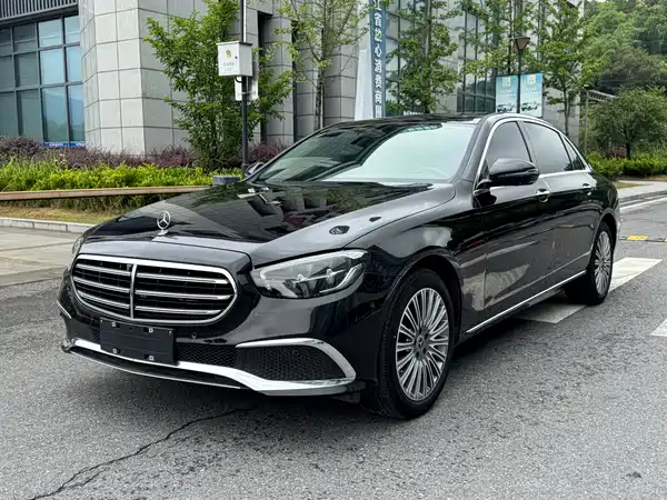 Mercedes-Benz E-Class 2023