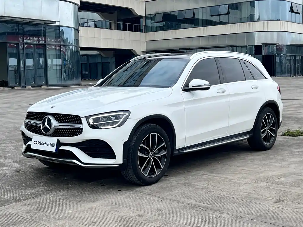 Mercedes-Benz GLC 2021 — фото 1