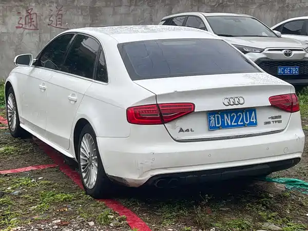 Audi A4L 2014