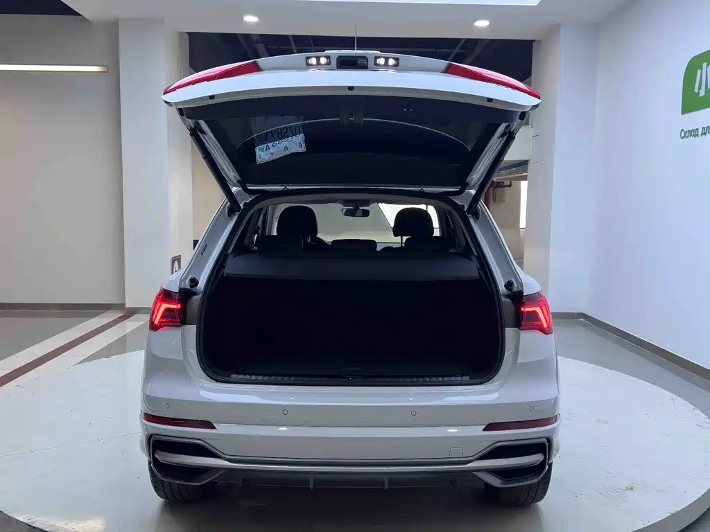 Audi Q3 2023 — фото 19