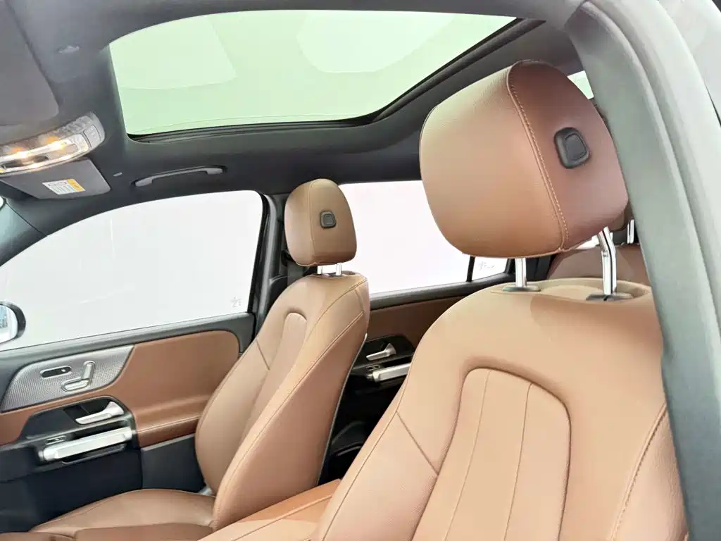 Mercedes-Benz GLB 2022 — фото 20