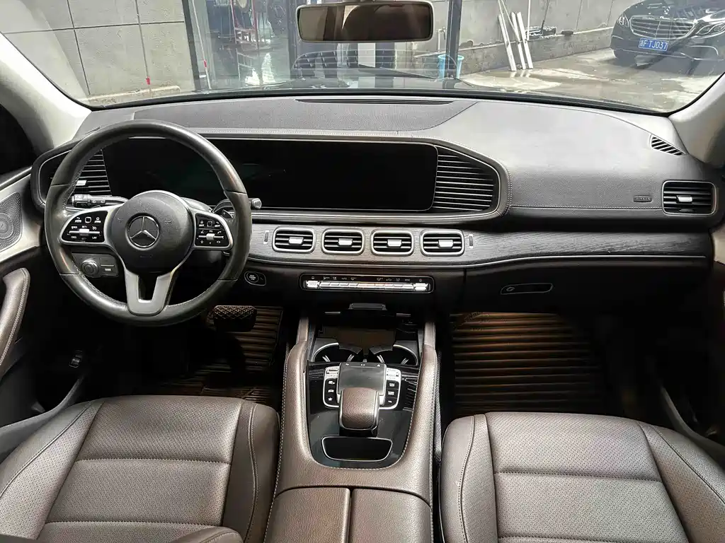 Mercedes-Benz GLE 2020 — фото 6