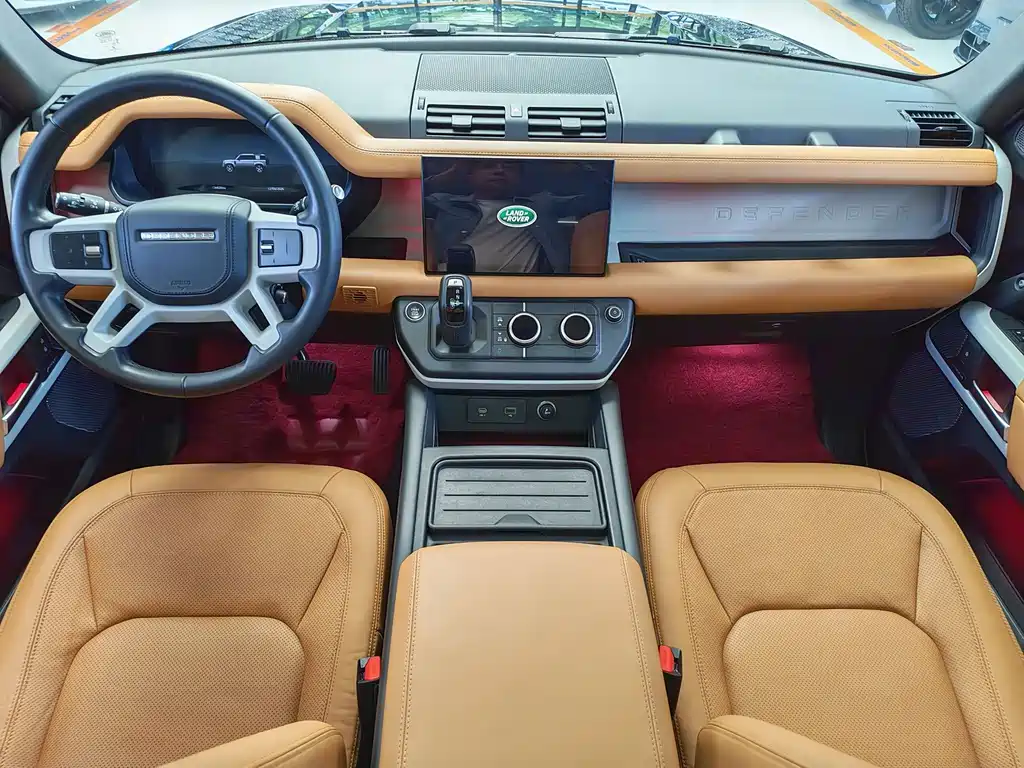 Land Rover Defender 2023 — фото 10