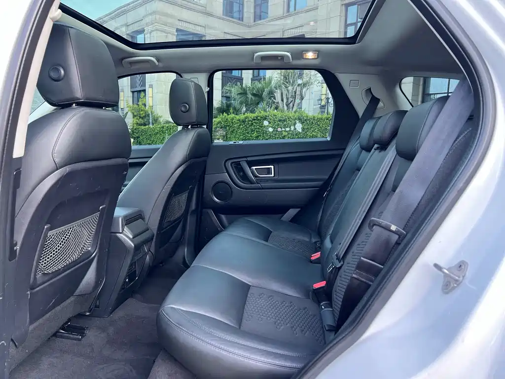 Land Rover Discovery Sport 2018 — фото 9