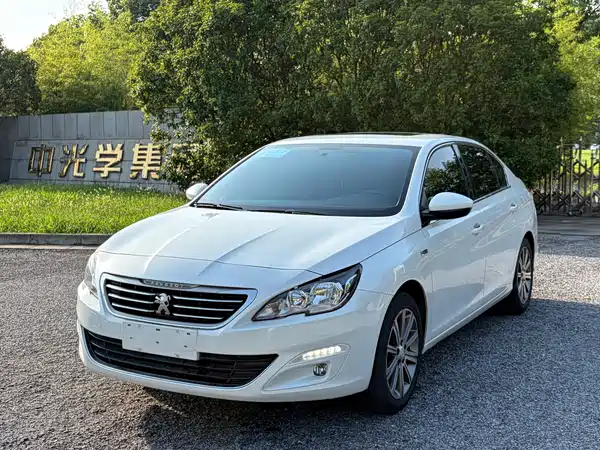 Peugeot 408 2016