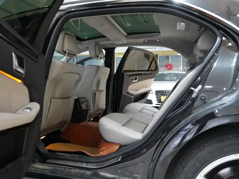 Mercedes-Benz E-Class 2013