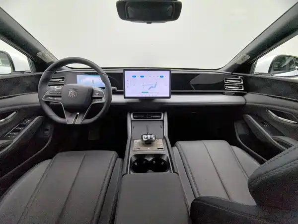 BYD Qin L 2025