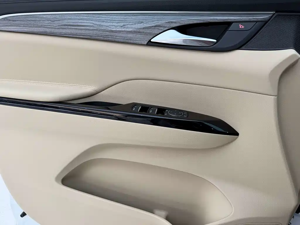 Buick GL8 New Energy 2025 — фото 16