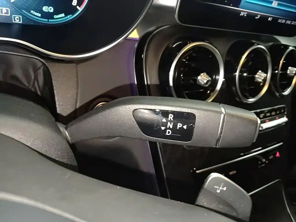 Mercedes-Benz C-Class 2020 — фото 14