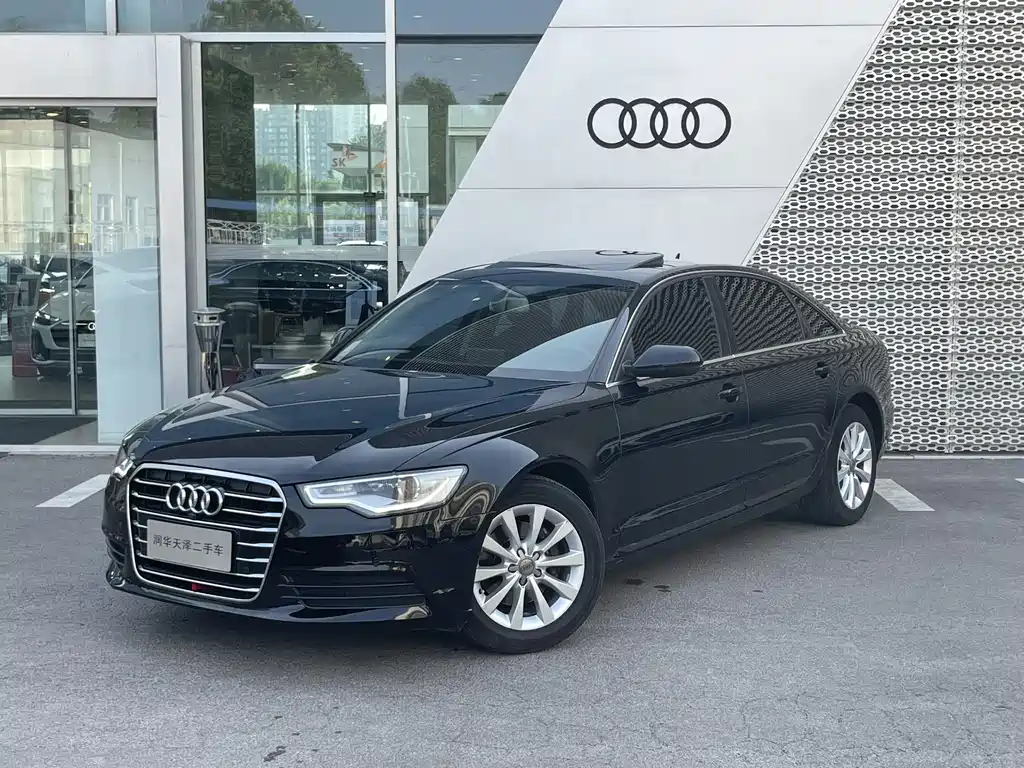Audi A6L 2015 — фото 1