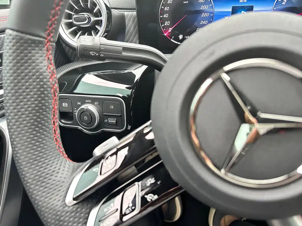 Mercedes-Benz A-Class 2025 — фото 18