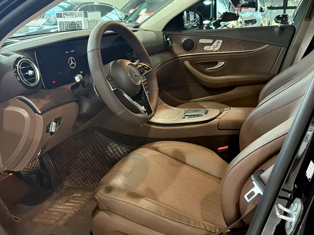 Mercedes-Benz E-Class 2020 — фото 4