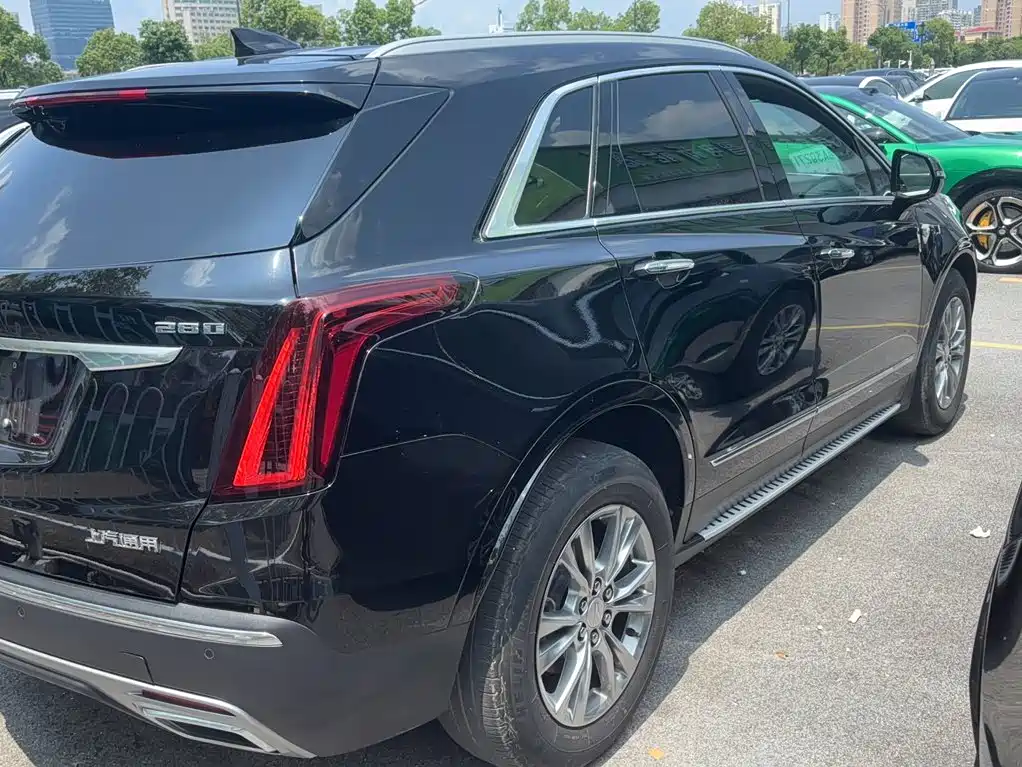 Cadillac XT5 2021 — фото 10