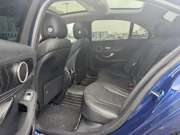 Mercedes-Benz C-Class 2019