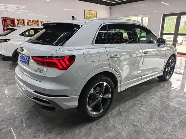Audi Q3 2023
