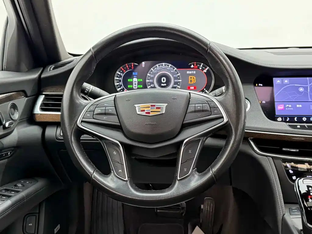 Cadillac CT6 2023 — фото 11